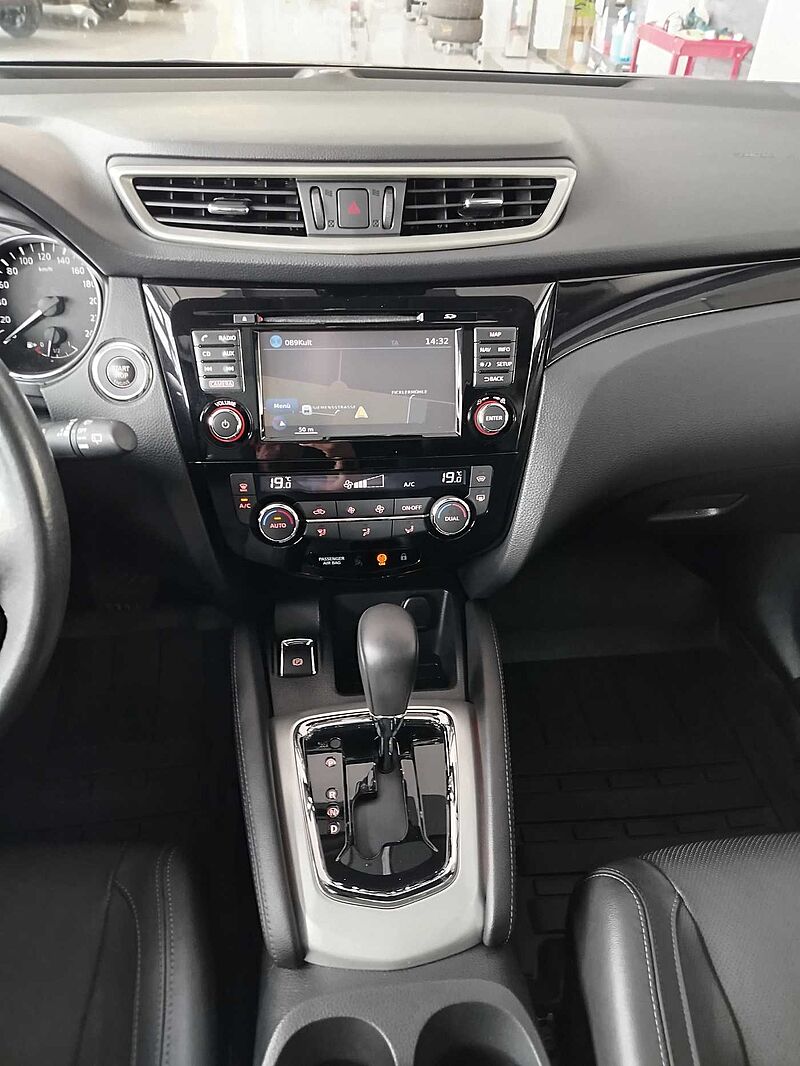 Nissan Qashqai 1.2 DIG-T Automatik TEKNA *PANO/LED*