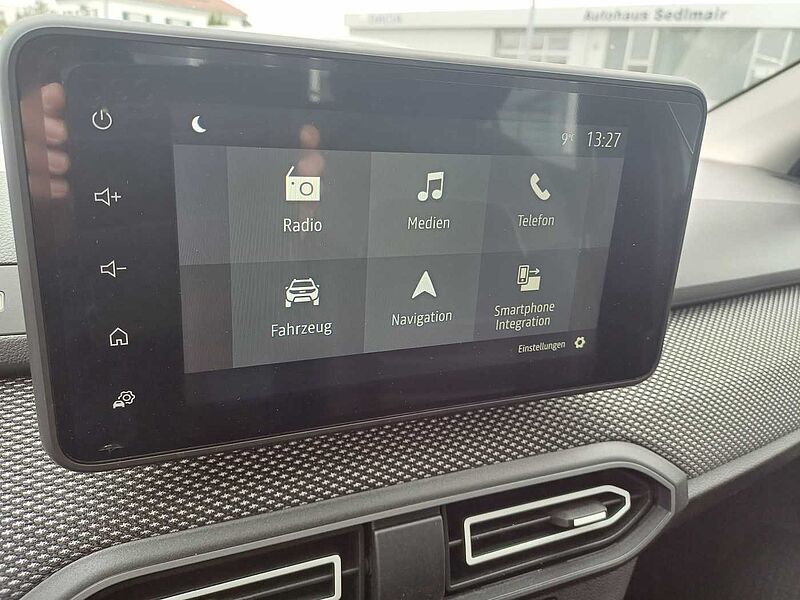 Dacia Sandero Expression TCe 90/Navi/Kamera/Einparkhilfe vorne+hinten