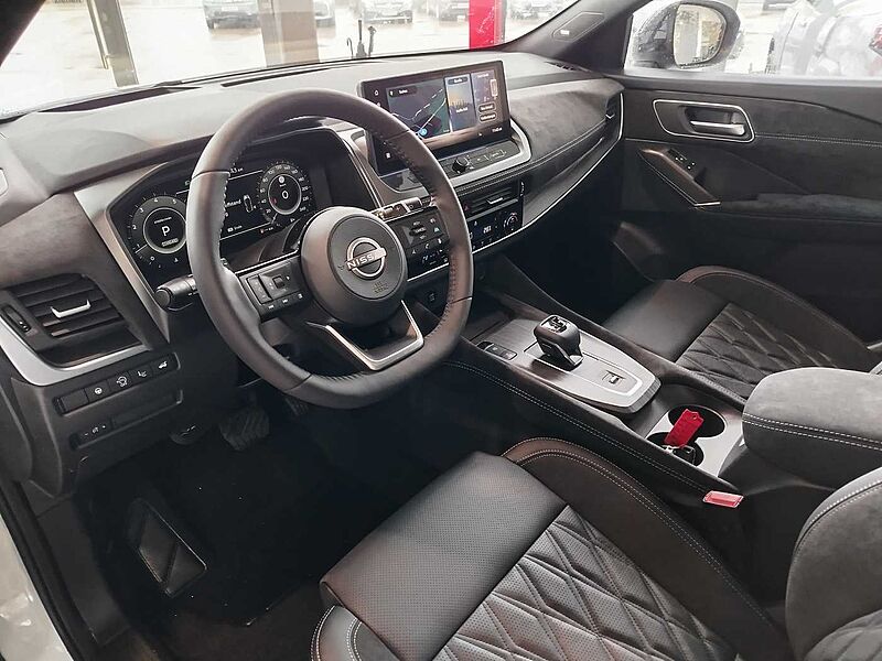 Nissan Qashqai 1.3 DIG-T MHEV TEKNA+ *PANO/BOSE/20ZOLL*