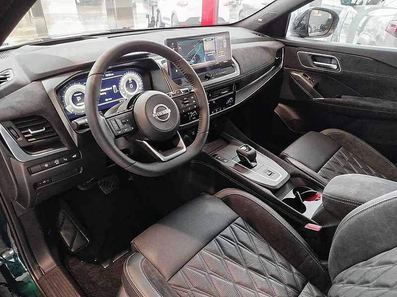 Nissan Qashqai 1.3 DIG-T MHEV TEKNA+ *PANO/BOSE/20ZOLL*