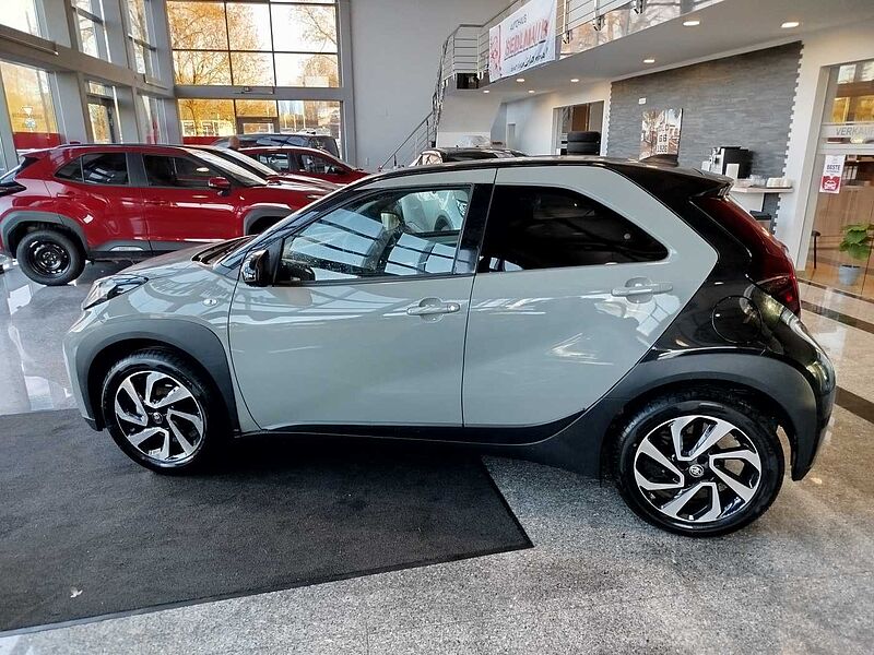 Toyota Aygo X Teamplayer KAMERA/SHZ/CARPLAY