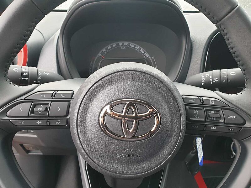 Toyota Aygo X Teamplayer KAMERA/SHZ/CARPLAY