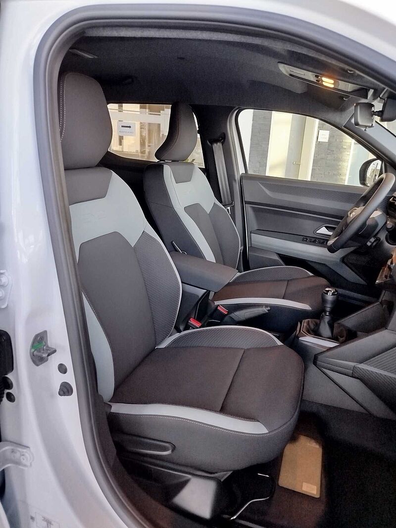 Dacia Duster Extreme TCe 130 AHK+WINTERPAK+CITYPAK