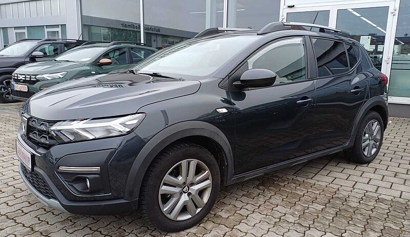 Dacia Sandero Stepway Comfort TCe 90 Automatik, AHK, v. Extras
