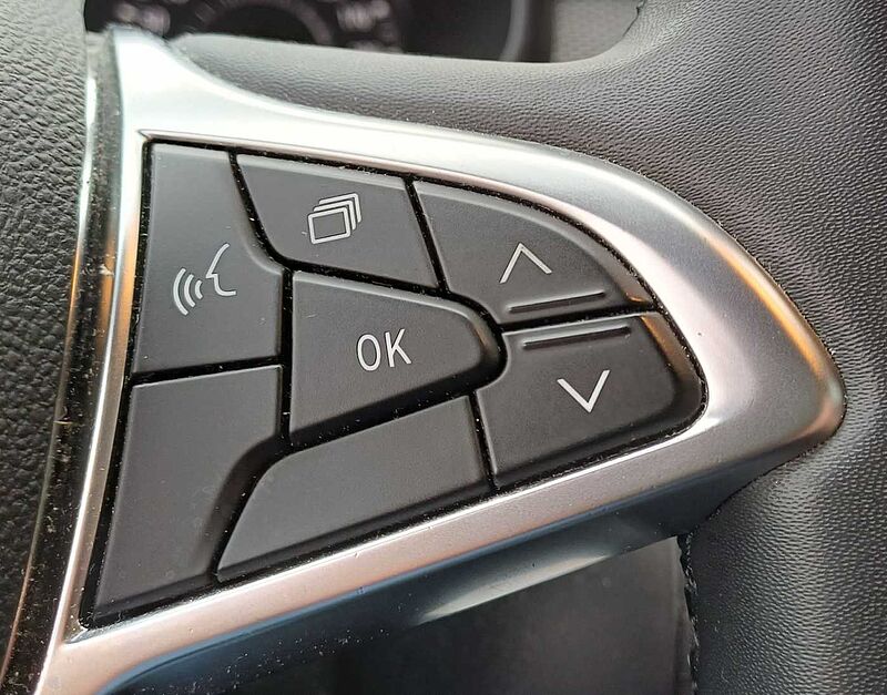 Dacia Sandero Stepway Comfort TCe 90 Automatik, AHK, v. Extras