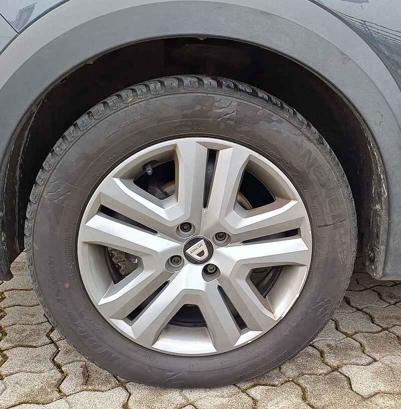 Dacia Sandero Stepway Comfort TCe 90 Automatik, AHK, v. Extras