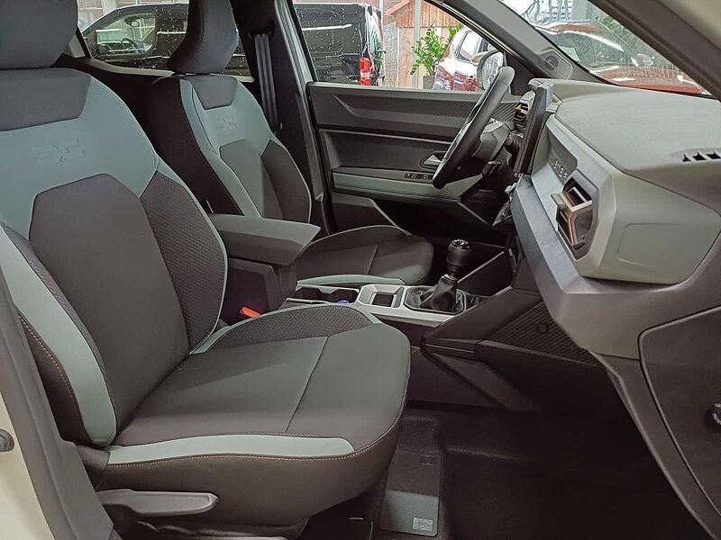 Dacia Duster Extreme TCe 130 AHK, WINTERPAKET+CITYPAKET+TECHNIKPAKET