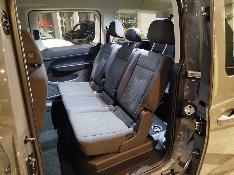 Volkswagen Caddy Maxi Family 1.5 TSI DSG AHK/7SITZE/KAMERA