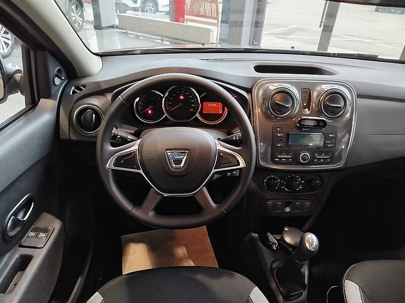 Dacia Sandero Stepway 1.0 Ambiance WENIG KM/8-FACH BEREIFT
