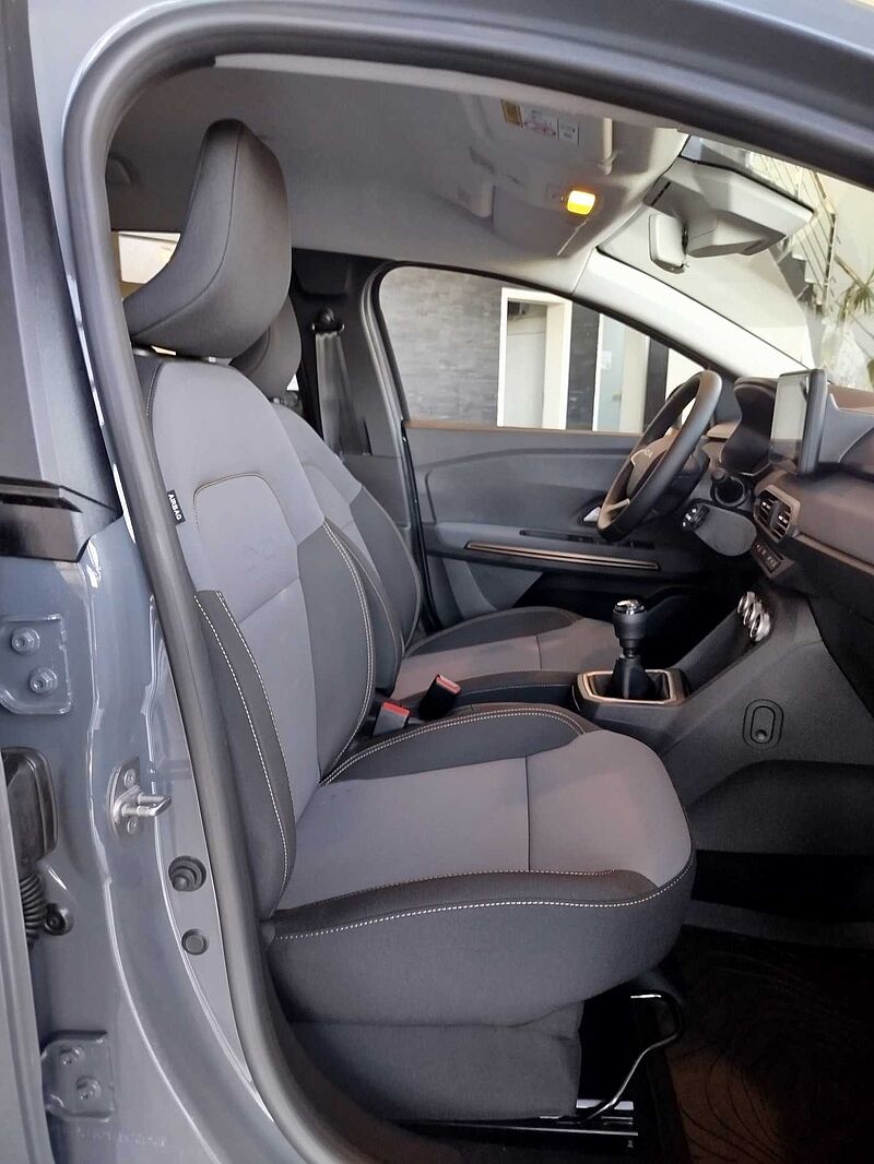 Dacia Jogger Extreme TCe110 *KAMERA/CARPLAY/SHZ*