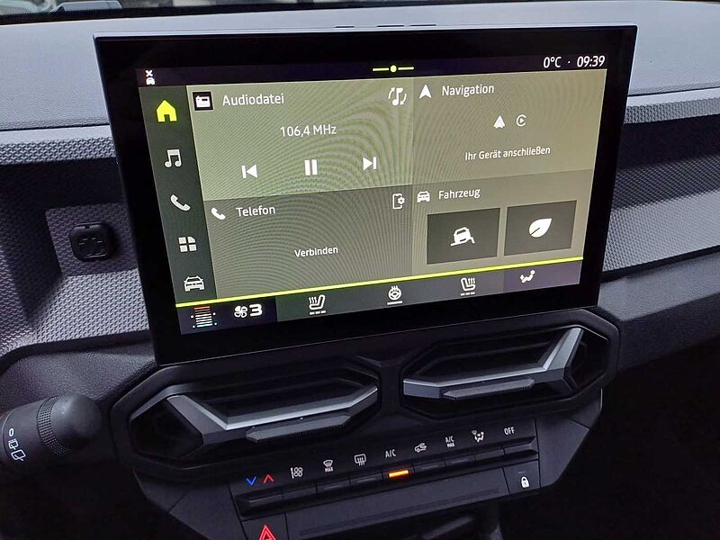 Dacia Duster TCe 130 4x4 Expression/Winterpaket/SITZHEIZUNG/KAMERA