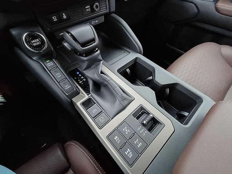 Toyota Land Cruiser 2.8 D-4D Automatik First Edition/SOFORT VERF&Uuml;GBAR