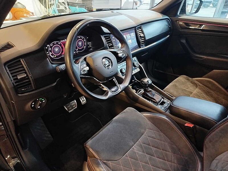 SKODA Kodiaq RS 4x4 2.0 Bi-TDI *AHK/STANDHEIZ/PANO*