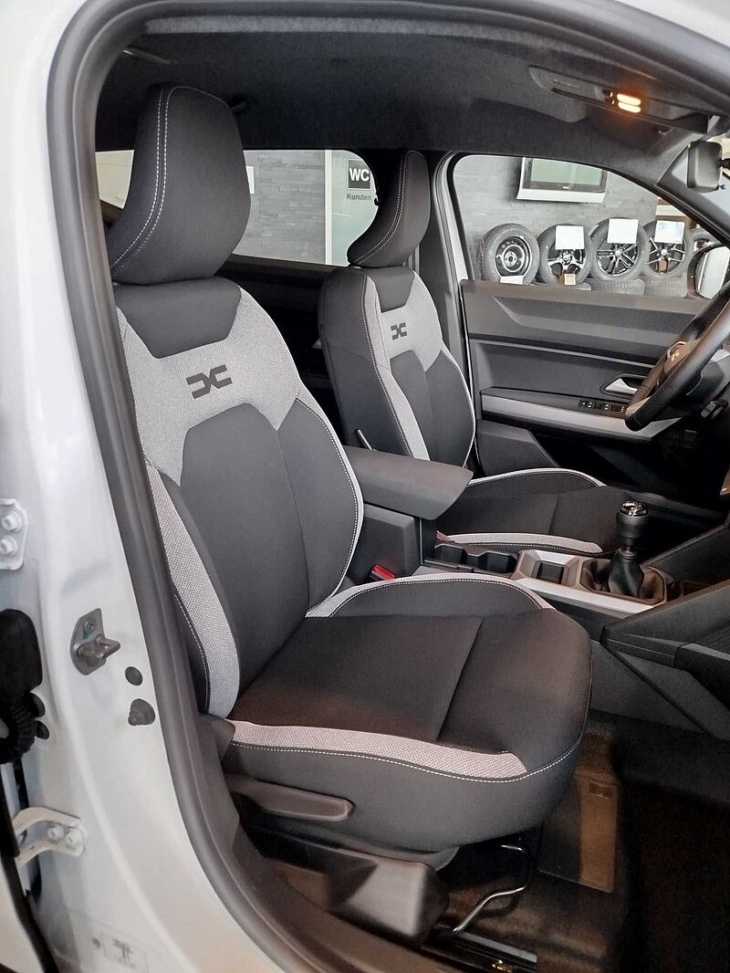 Dacia Duster Journey mild Hybrid 140 AHK/Winter+Paket