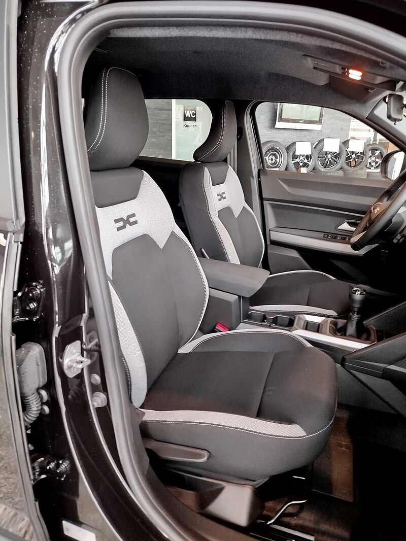Dacia Duster Journey mild Hybrid 140 , AHK, WINTER-PLUS-PAKET