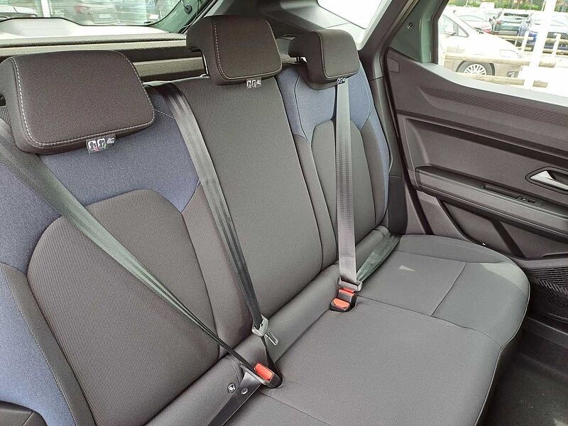 Dacia Duster TCe 130 4x4 Expression/AHK/Winterpaket/SITZHEIZUNG/KAMERA