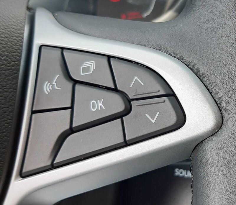 Dacia Jogger Hybrid 140 Extreme 7 Sitze, AHK, Sitzhz. sof. verfügbar