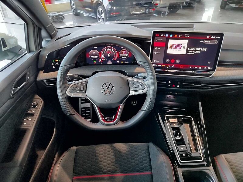 Volkswagen Golf VIII GTI CLUBSPORT 2.0 TSI DSG *SOFORT! *