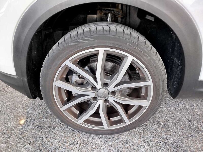 Fiat 500X 1.6 E-torQ 4x2 Cross *8-fach bereift*