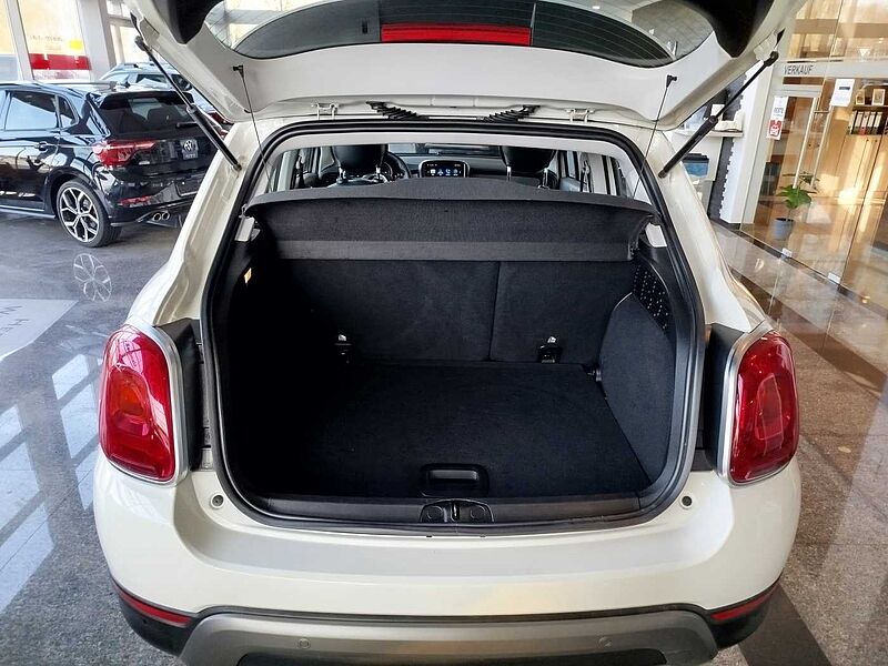 Fiat 500X 1.6 E-torQ 4x2 Cross *8-fach bereift*