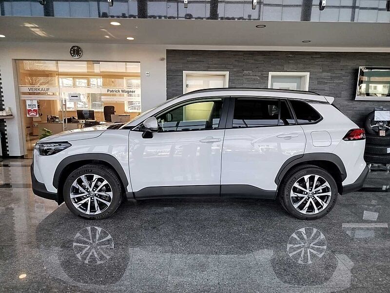 Toyota Corolla Cross Hybrid 2.0 Team-D AHK/KAM/SHZ