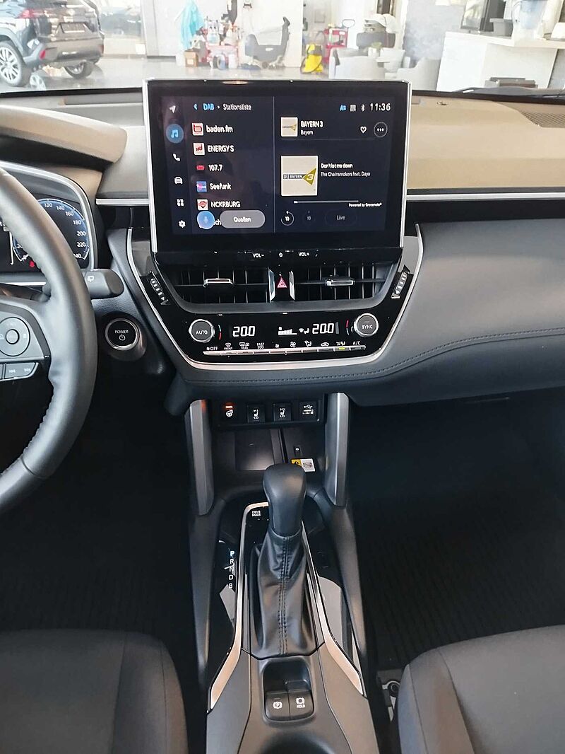 Toyota Corolla Cross Hybrid 2.0 Team-D AHK/KAM/SHZ