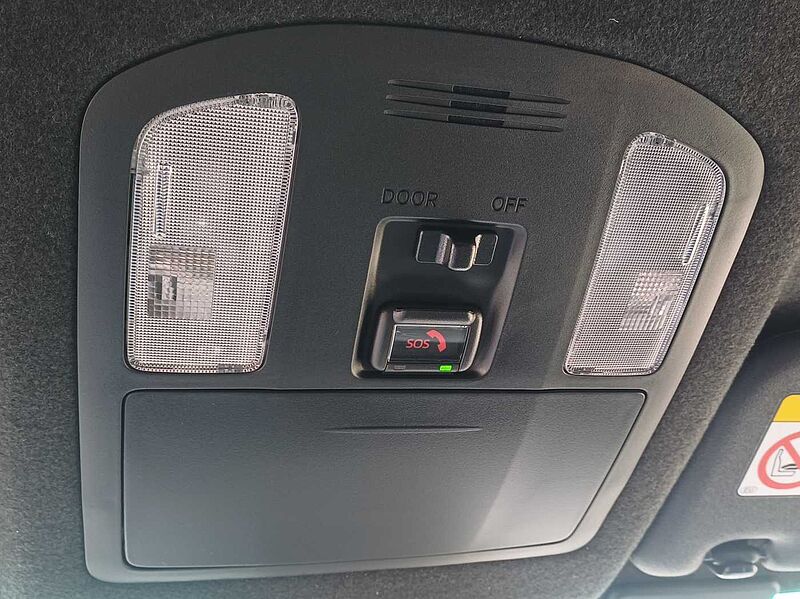 Toyota Hilux Invincible Double Cab 2.8 D-4D AUTOM. /NAVI/KAMERA