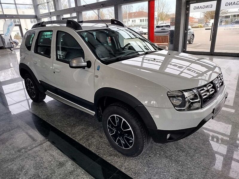 Dacia Duster SCe 115 4x4 Laureate *LEDERSITZE/SHZ/NAVI*