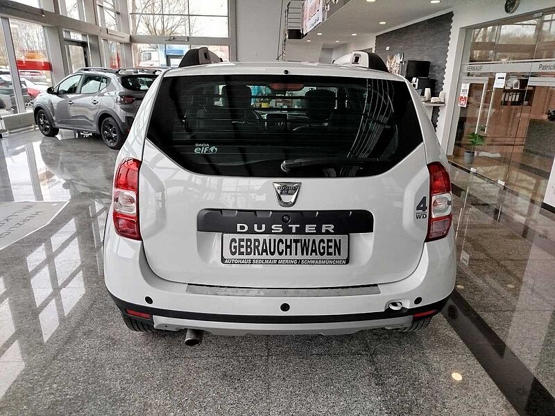 Dacia Duster SCe 115 4x4 Laureate *LEDERSITZE/SHZ/NAVI*