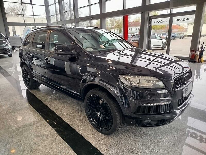 Audi Q7 3.0 TDI quattro S-Line *MMI/BOSE/AHK/XENON*