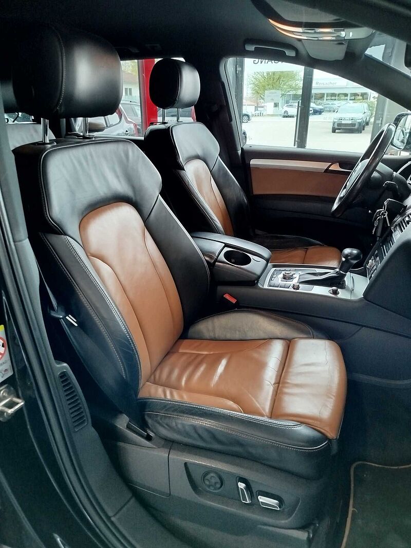 Audi Q7 3.0 TDI quattro S-Line *MMI/BOSE/AHK/XENON*