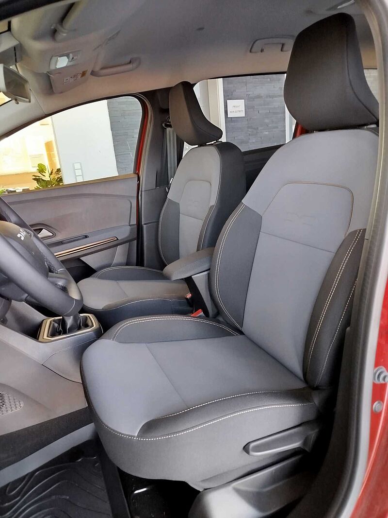 Dacia Jogger ECO-G 100 Extreme *SHZ/PDC/KAMERA*