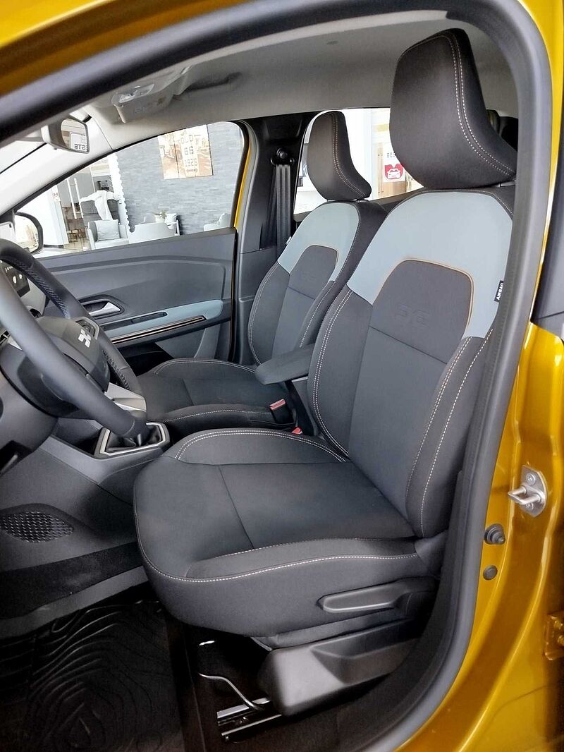 Dacia Sandero Stepway Extreme TCe 110 WINTER+DRIVINGPAK.