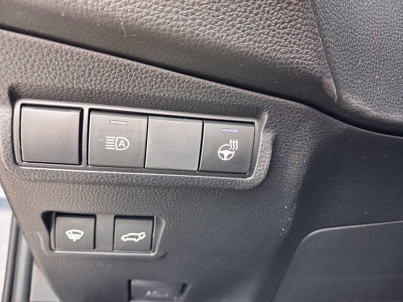 Toyota Corolla Cross 2.0 Hybrid Elegant