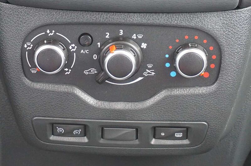 Dacia Lodgy Stepway TCe 130 7-Sitze, Navi, AHK, SHZ