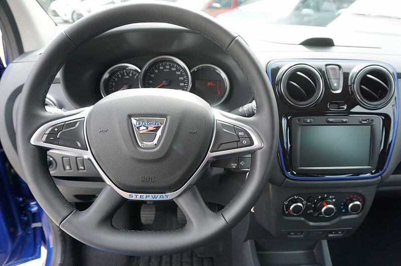 Dacia Lodgy Stepway TCe 130 7-Sitze, Navi, AHK, SHZ