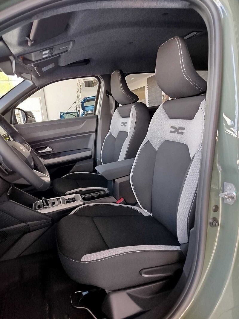 Dacia Duster Journey Hybrid-G 150 4x4 WINTER+/CITY