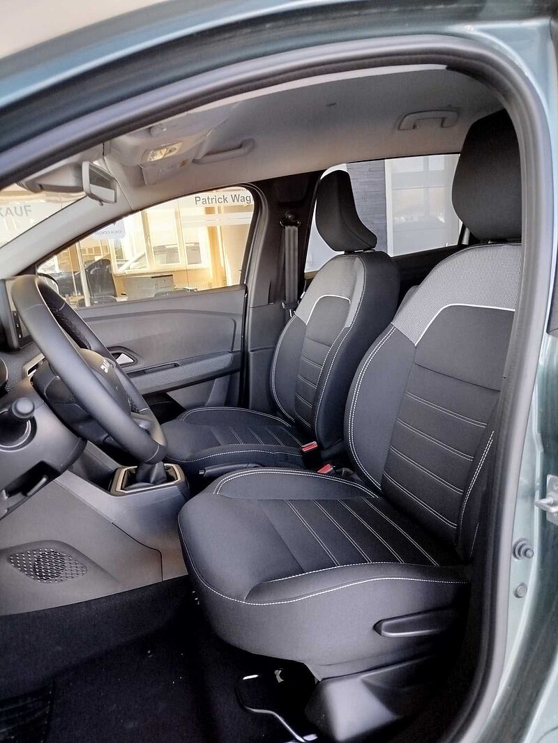 Dacia Jogger ECO-G 100 Expression AHK/SHZ/KAMERA/PDC