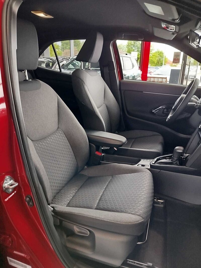 Toyota Yaris Cross Hybrid Style/Teamplayer *SHZ/LHZ/KAM*