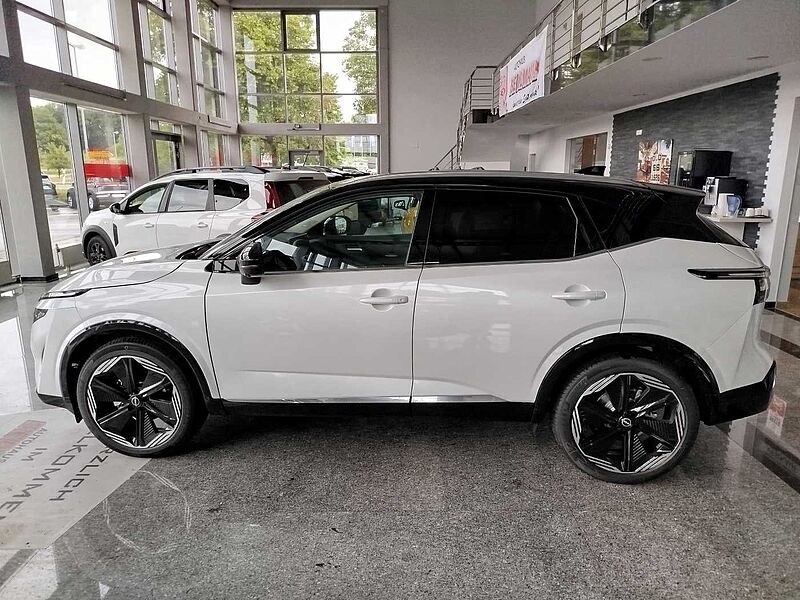 Nissan Qashqai 1.3 DIG-T MHEV TEKNA PLUS/PANO/BOSE/20ZOLL