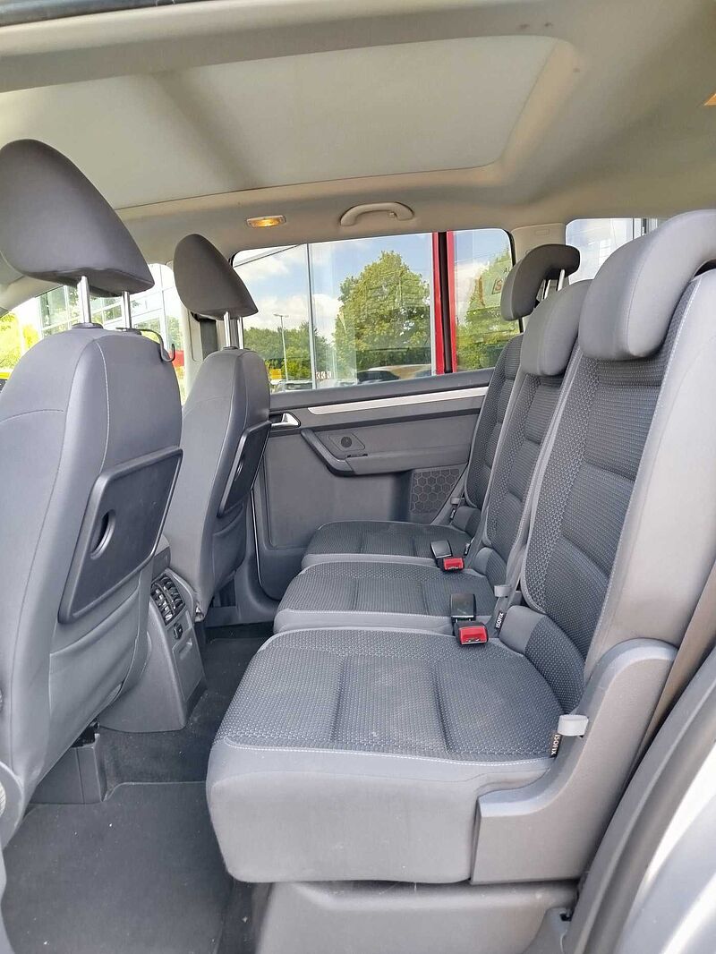 Volkswagen Touran 1.4 TSI DSG *KAMERA/PANORAMA*