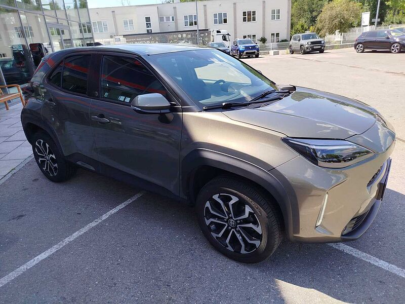 Toyota Yaris Cross Hybrid AWD-i Team Deutschland