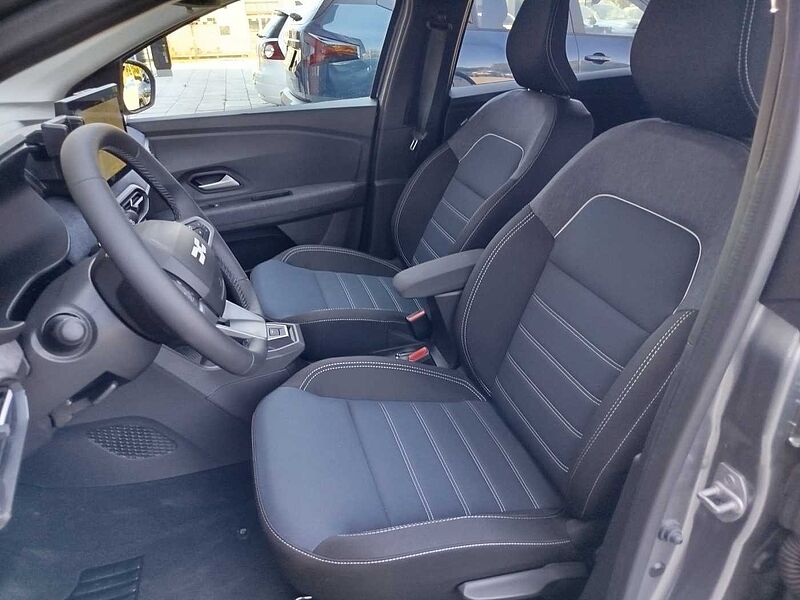 Dacia Jogger Journey 1.8 Hybrid 155 5-Sitzer VOLL!