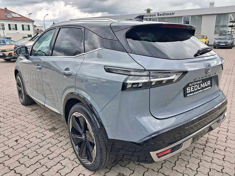 Nissan Qashqai 1.3 DIG-T MHEV TEKNA+ *PANO/BOSE/20ZOLL*