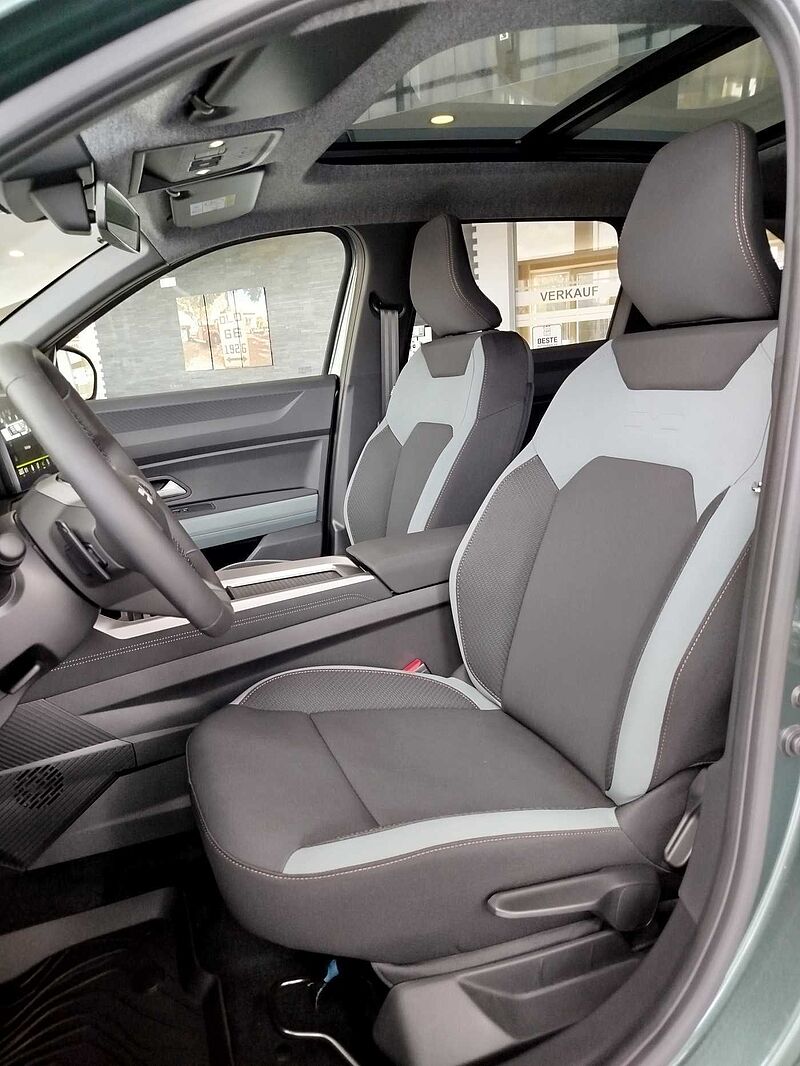 Dacia Bigster Hybrid-G 150 4x4 Extreme AHK/WINTER+/CITYPAKET/ELEKTR. HECKKL.