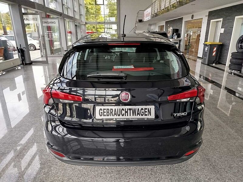 Fiat Tipo 1.4 T-Jet *KAMERA/KLIMAAUTOMATIK*