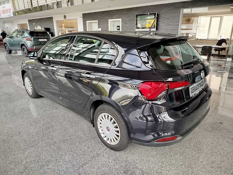 Fiat Tipo 1.4 T-Jet *KAMERA/KLIMAAUTOMATIK*