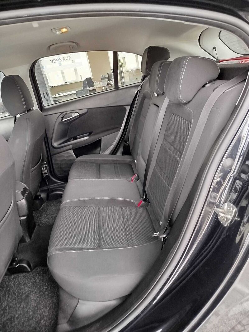 Fiat Tipo 1.4 T-Jet *KAMERA/KLIMAAUTOMATIK*