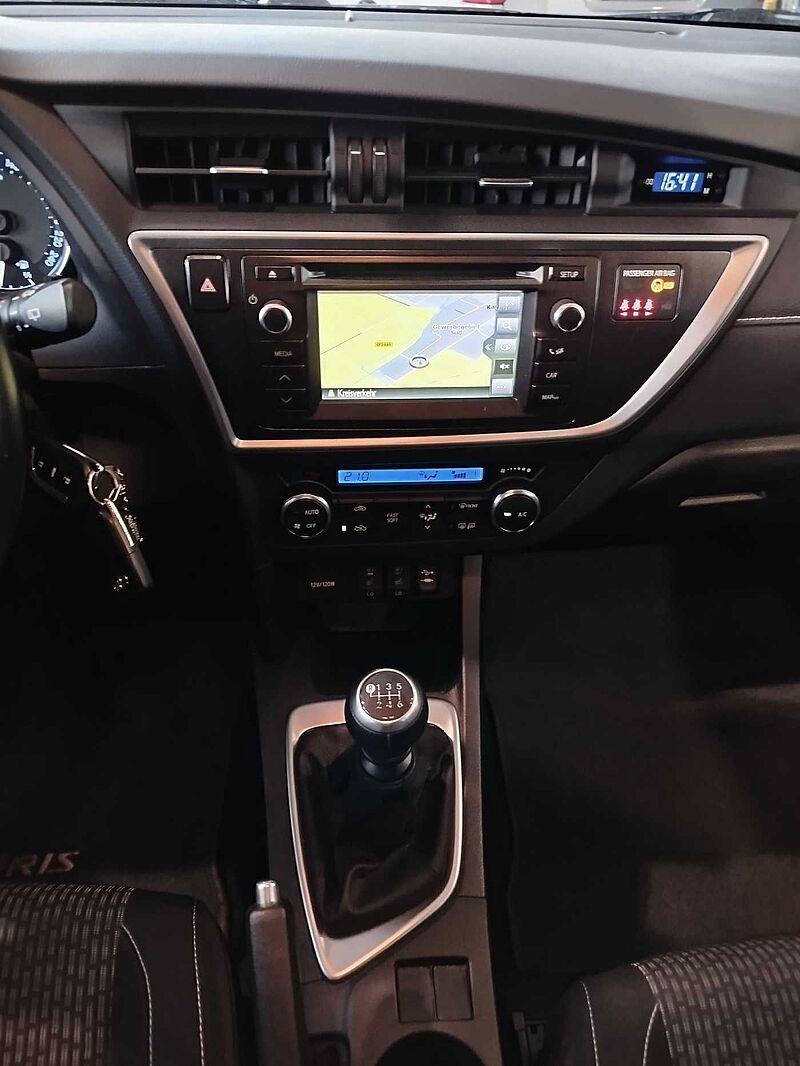 Toyota Auris Touring Sports 1.6 Edition/NAVI/SHZ/KAMERA