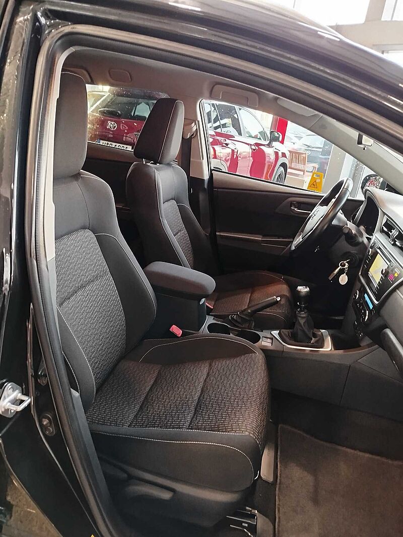 Toyota Auris Touring Sports 1.6 Edition/NAVI/SHZ/KAMERA
